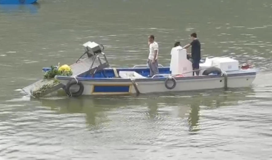7.2米电动保洁船
